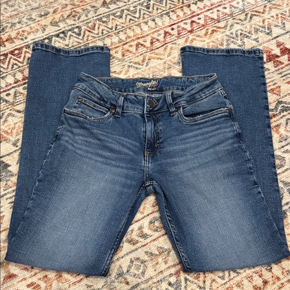 Wrangler Retro Mae Women's Classic Blue Boot Cut Jeans - Picture 3 of 13